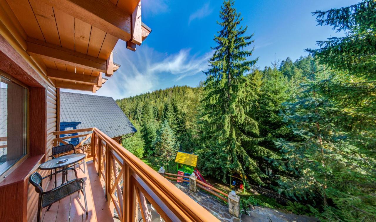 Karpatska Villa Микуличин Экстерьер фото
