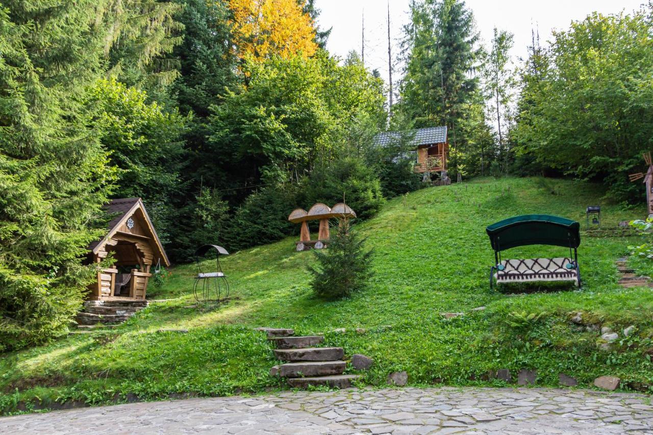 Karpatska Villa Микуличин Экстерьер фото