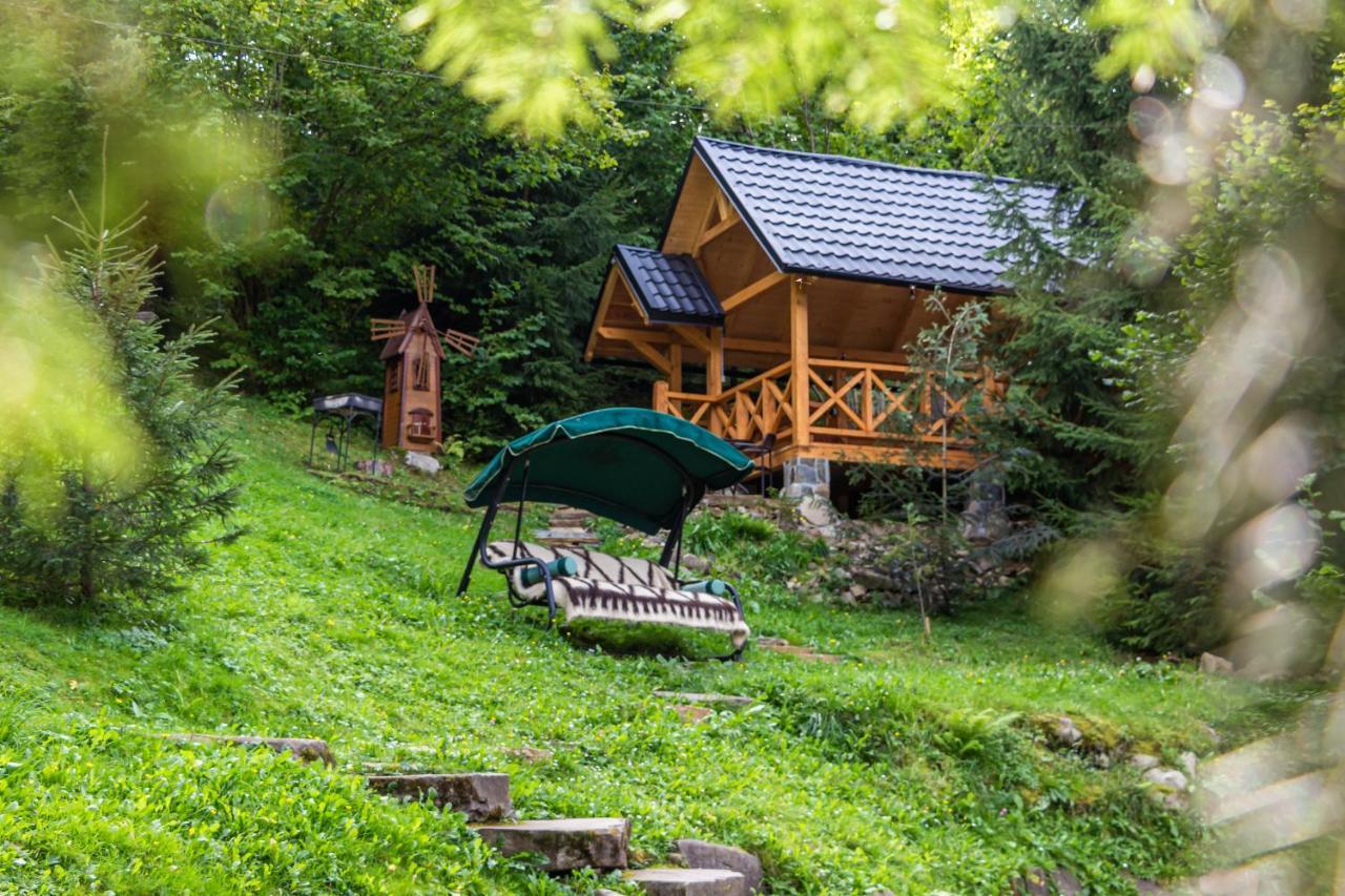 Karpatska Villa Микуличин Экстерьер фото